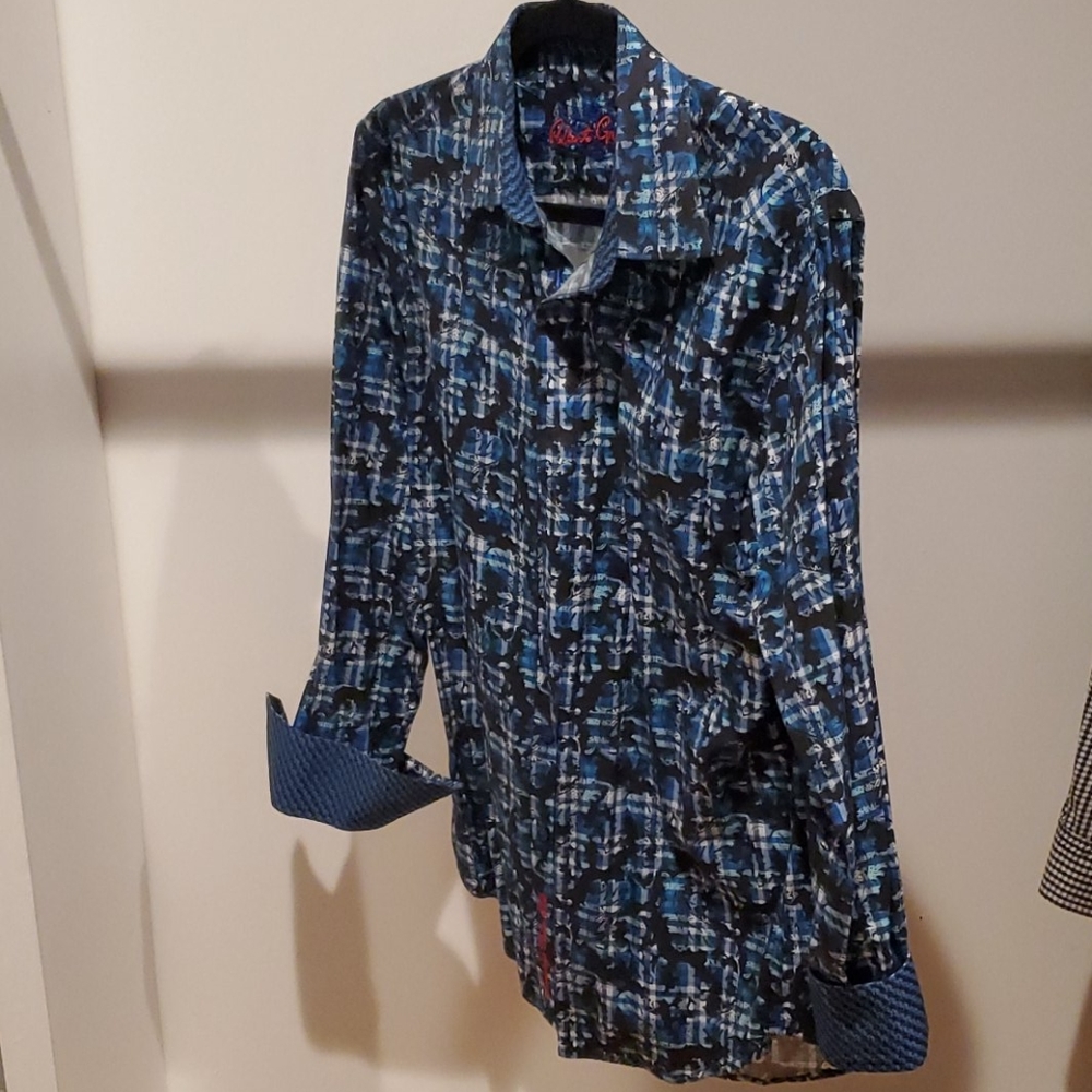 Robert Graham button down